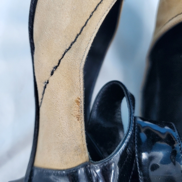 CHANEL tan and black Mary Jane flats 40 - Picture 16 of 16